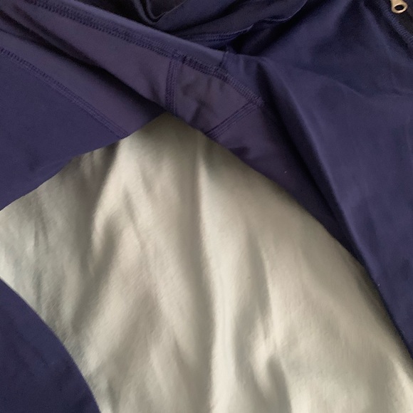 Lululemon Ankle Length Legging - Picture 3 of 3